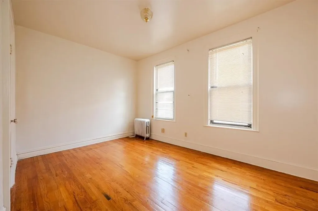 417 Hawthorne Street Brooklyn NY 11203