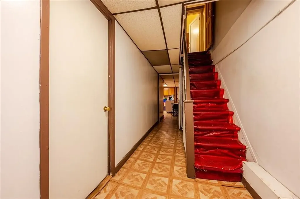 417 Hawthorne Street Brooklyn NY 11203