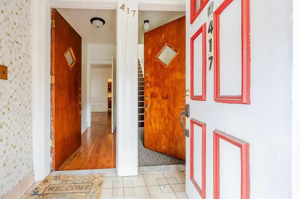417 Hawthorne Street Brooklyn NY 11203