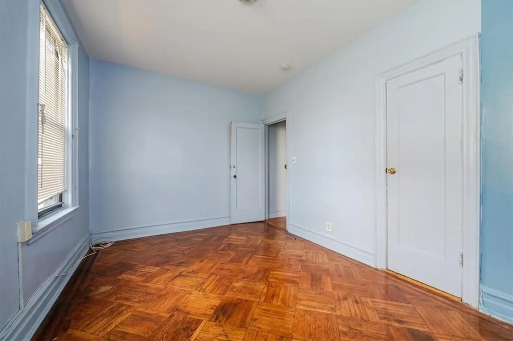 417 Hawthorne Street Brooklyn NY 11203