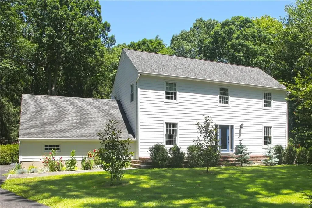 6 Hastings Court South Salem NY 10590