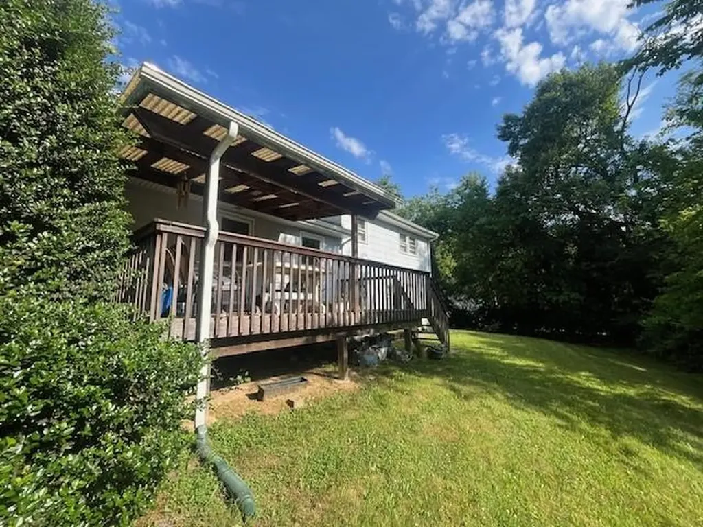 2 Inwood Lane Spring Valley NY 10977