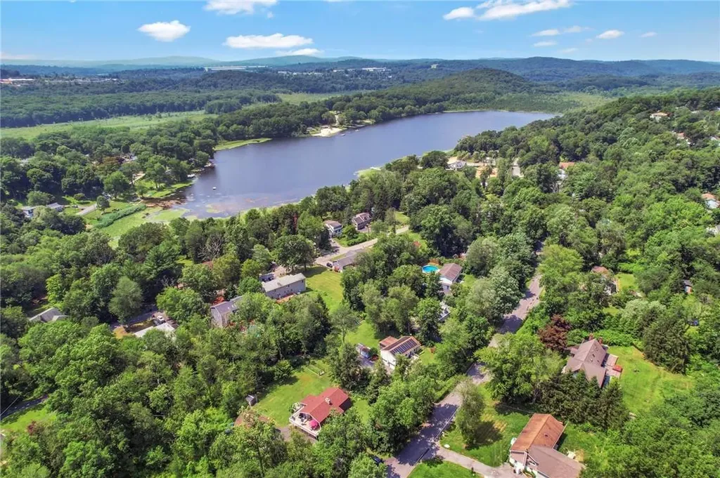 39 Shore Drive Brewster NY 10509
