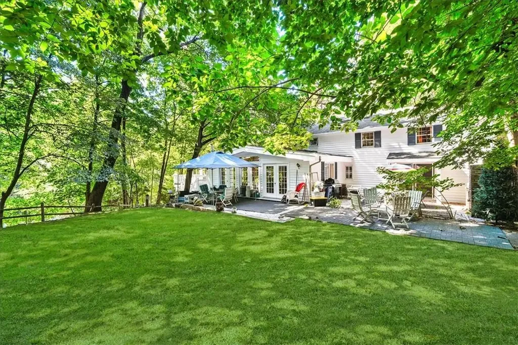 145 Walgrove Avenue Dobbs Ferry NY 10522