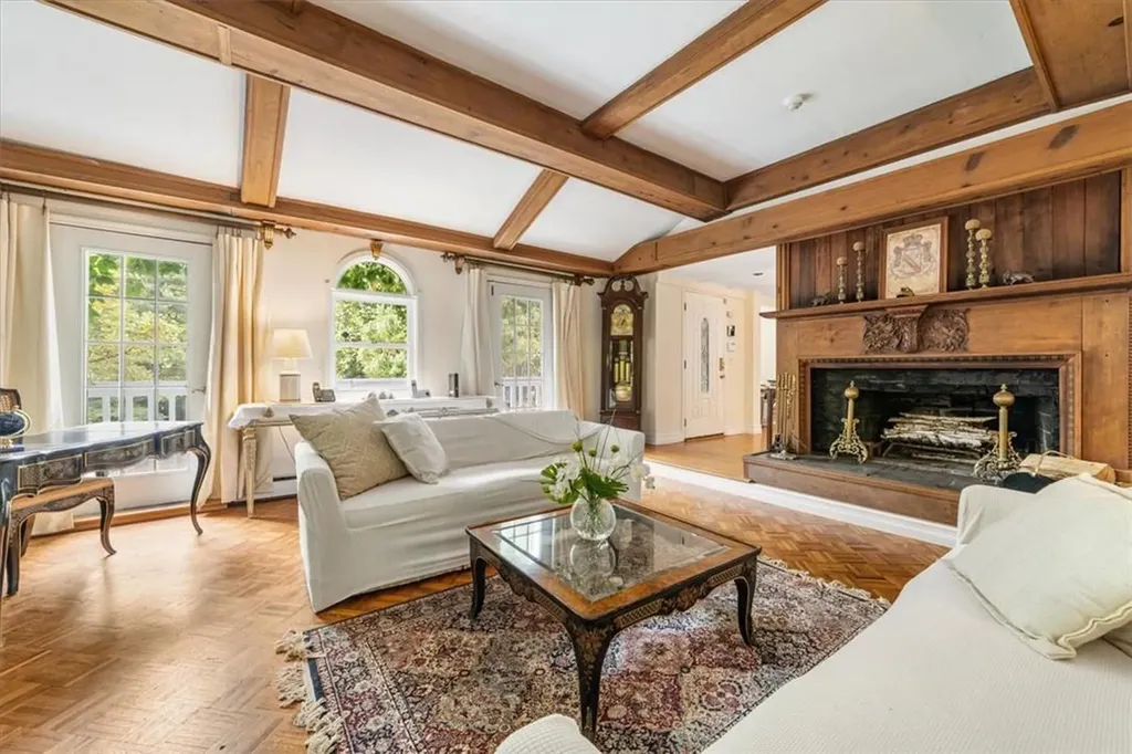 145 Walgrove Avenue Dobbs Ferry NY 10522
