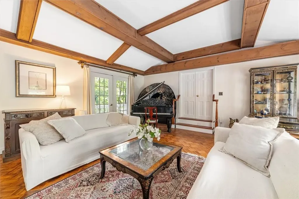 145 Walgrove Avenue Dobbs Ferry NY 10522