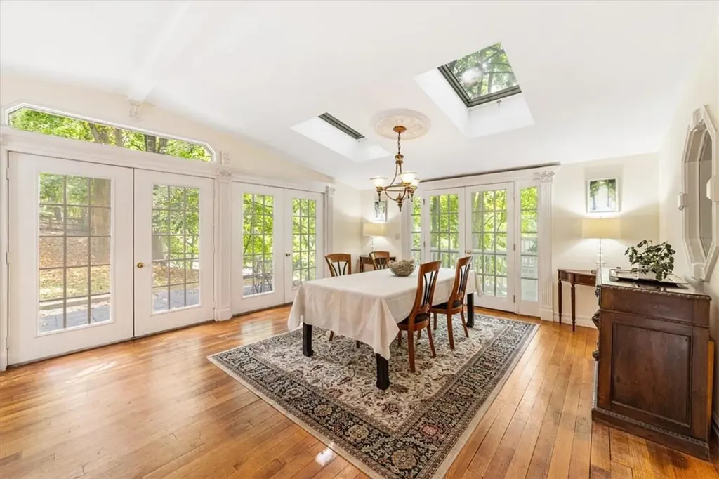 145 Walgrove Avenue Dobbs Ferry NY 10522