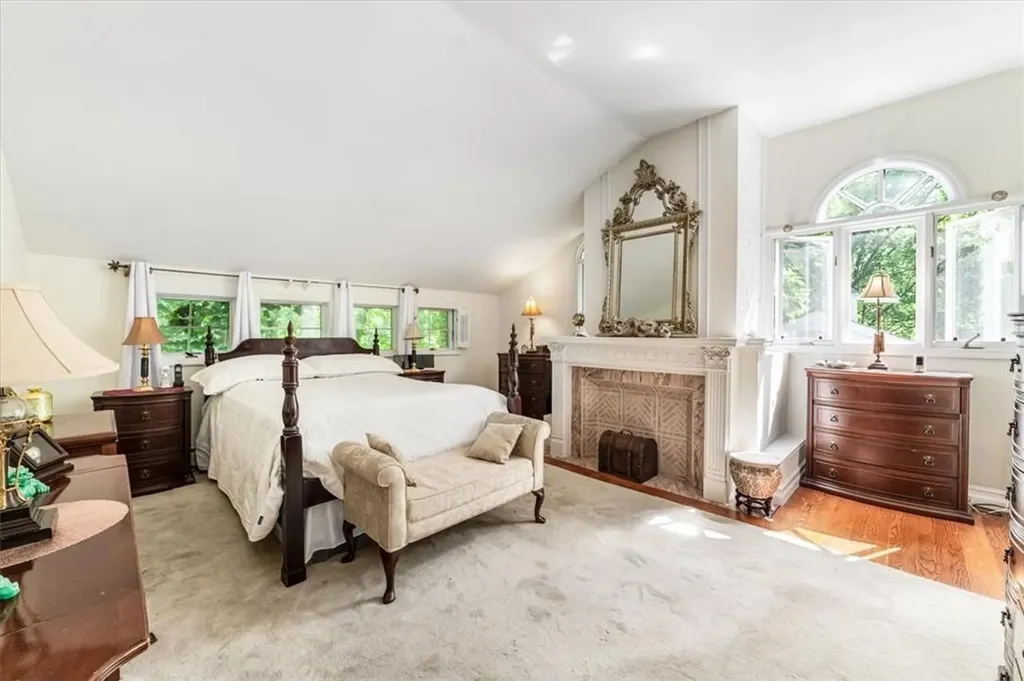 145 Walgrove Avenue Dobbs Ferry NY 10522