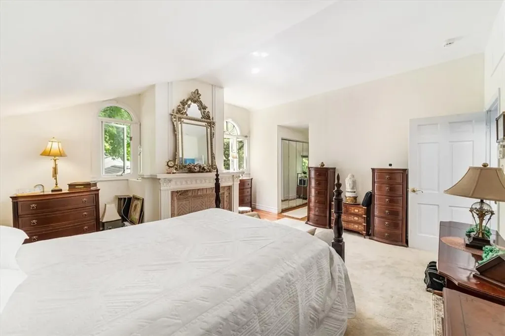145 Walgrove Avenue Dobbs Ferry NY 10522