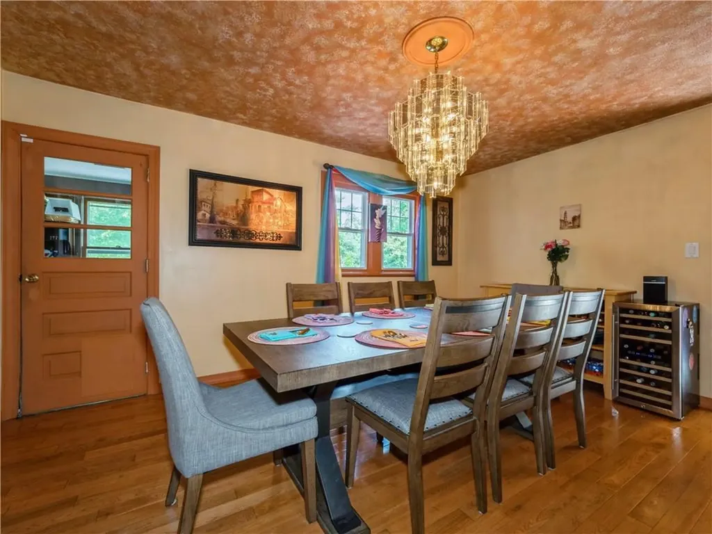 137 Vassar Road Poughkeepsie NY 12603