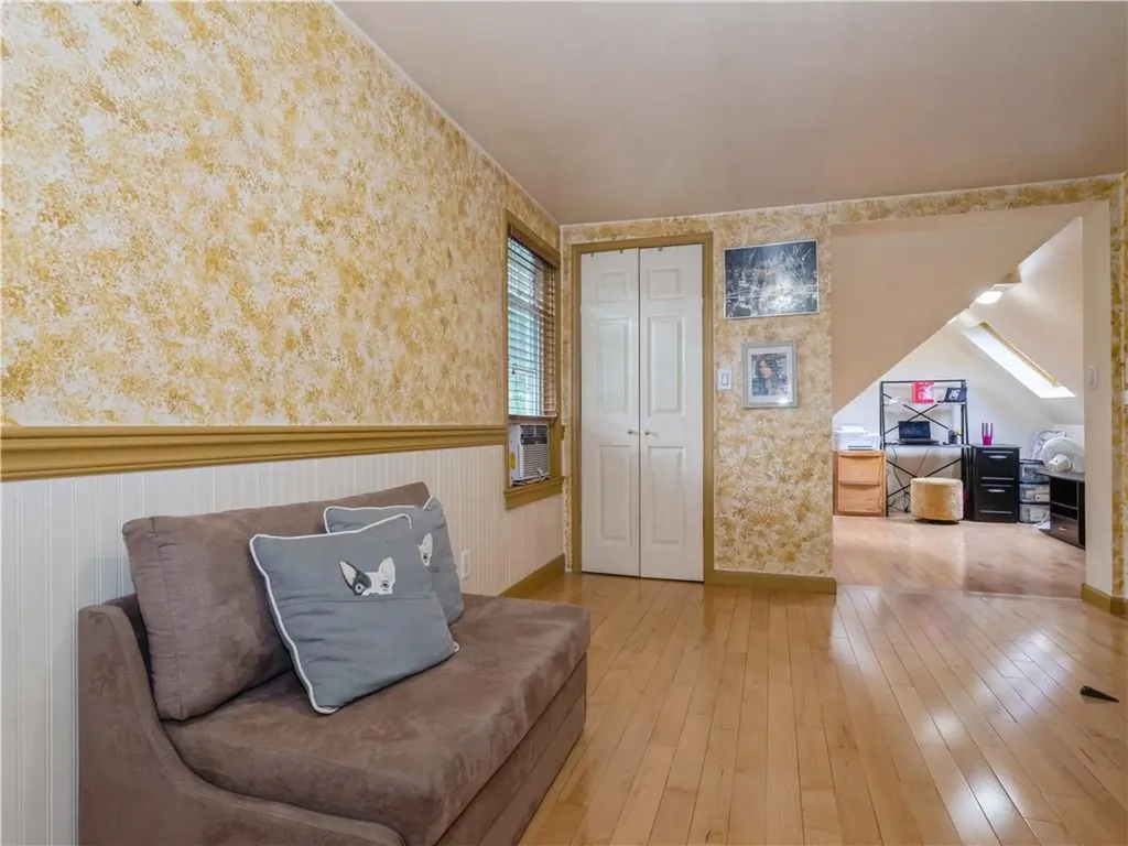 137 Vassar Road Poughkeepsie NY 12603