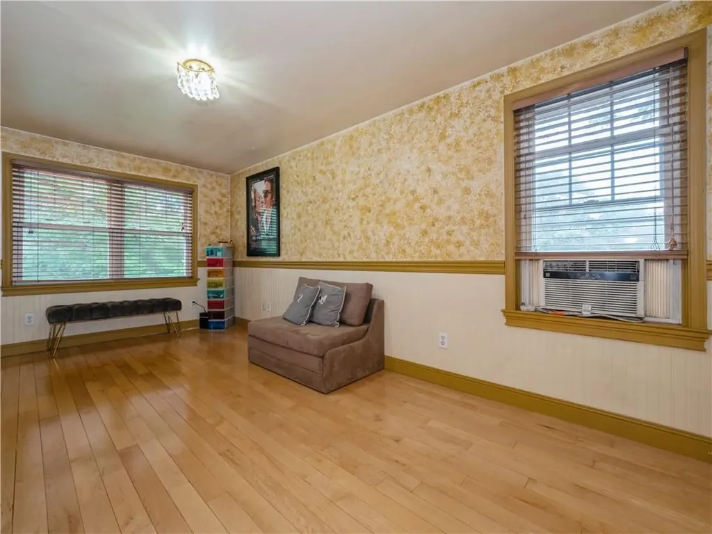 137 Vassar Road Poughkeepsie NY 12603