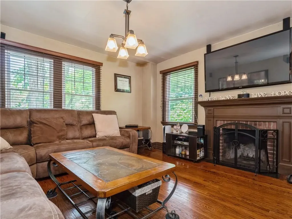 137 Vassar Road Poughkeepsie NY 12603
