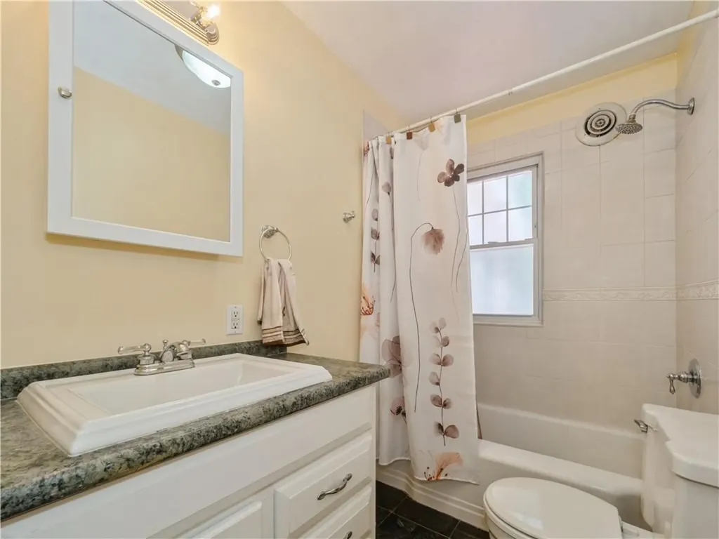 137 Vassar Road Poughkeepsie NY 12603