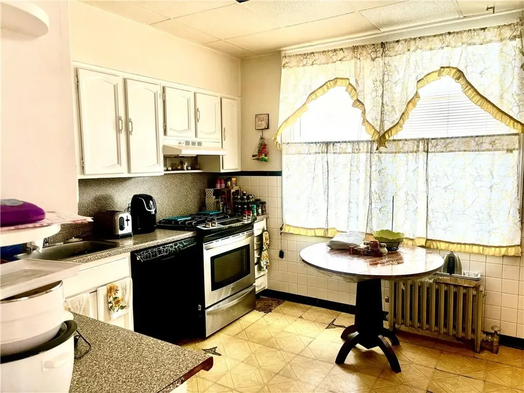 4510 Hill Avenue Bronx NY 10466
