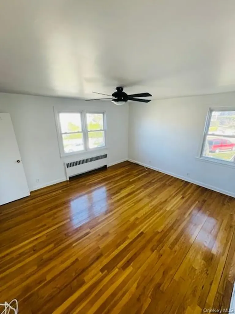 22 Cowles Aka 2 Catskill Avenue Yonkers NY 10704