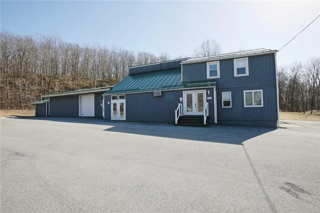 1472 Route 199 Red Hook NY 12571