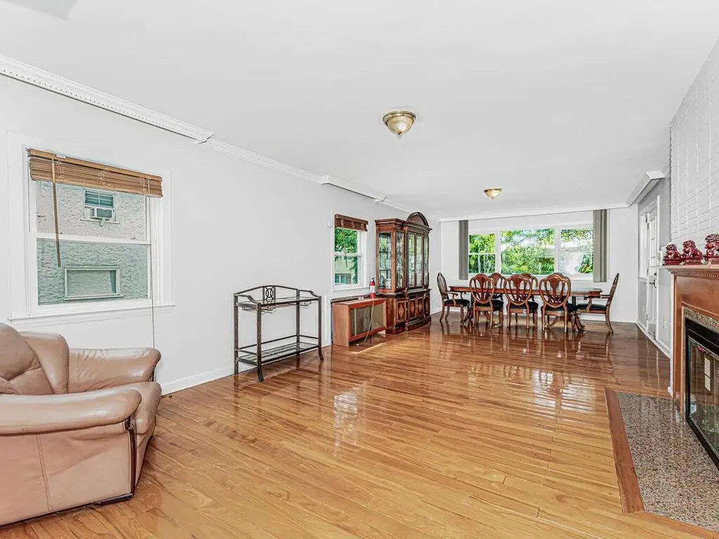 11 Huron Road Yonkers NY 10710