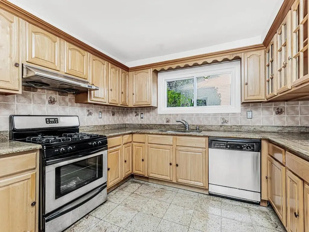 11 Huron Road Yonkers NY 10710