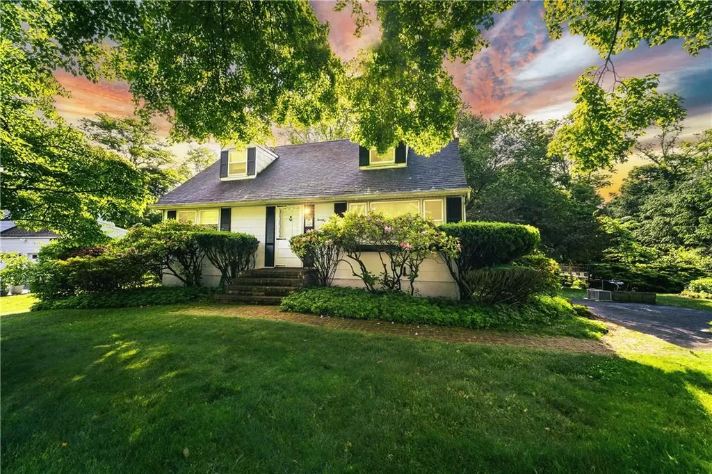 28 Pouting Rock Road Mahopac NY 10541