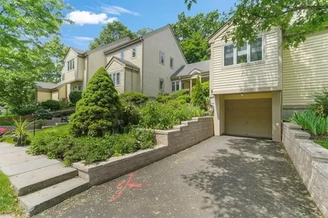 4404 Manor Drive Peekskill NY 10566