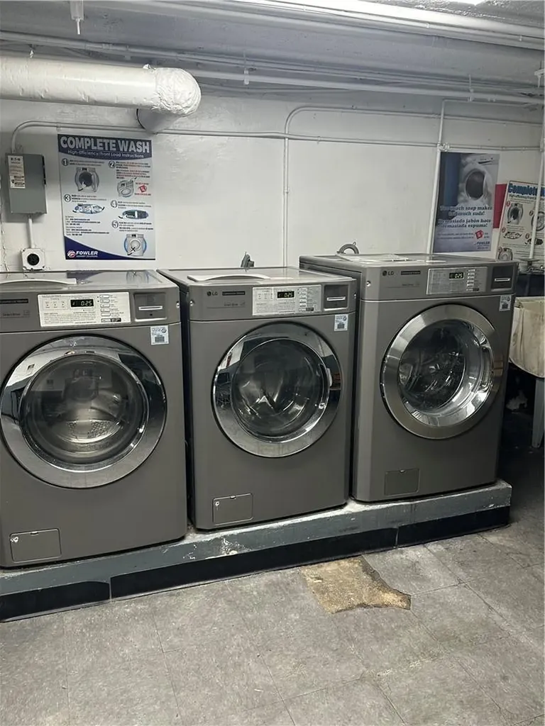 2922 Barnes Avenue Bronx NY 10467