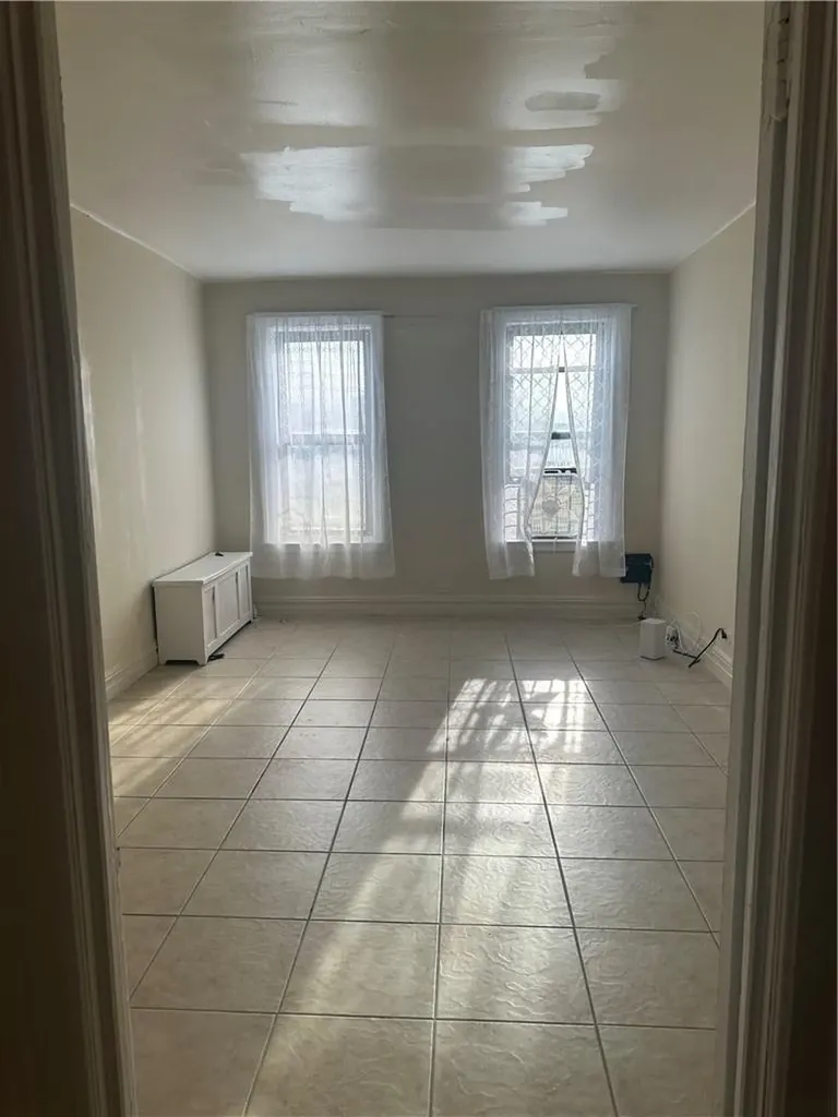 2922 Barnes Avenue Bronx NY 10467