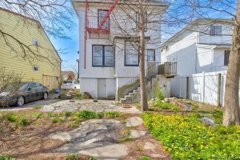 562 Beach 68th Street Arverne NY 11692