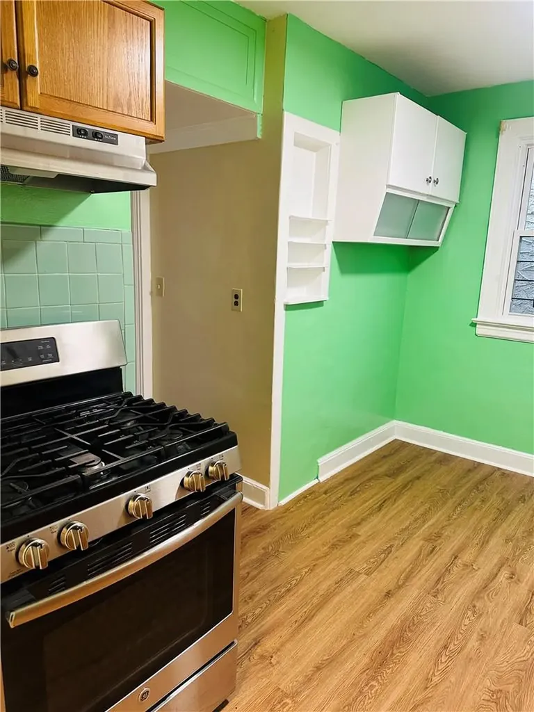 631 E 235th Street Bronx NY 10466