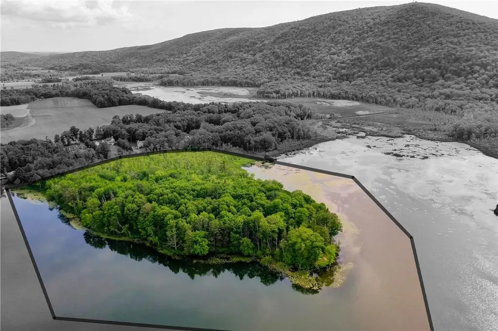 Lake Road Pine Plains NY 12567