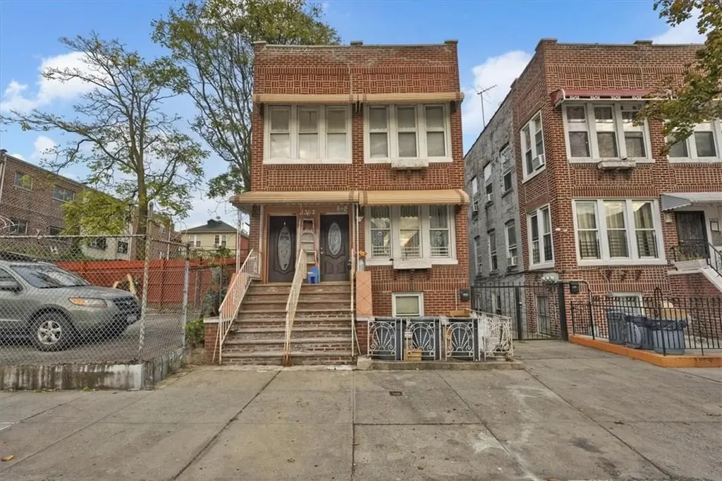 1362 Noble Avenue Bronx NY 10472