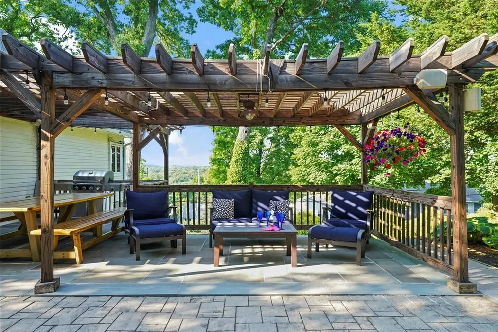 14 Riverview Avenue Ardsley NY 10502