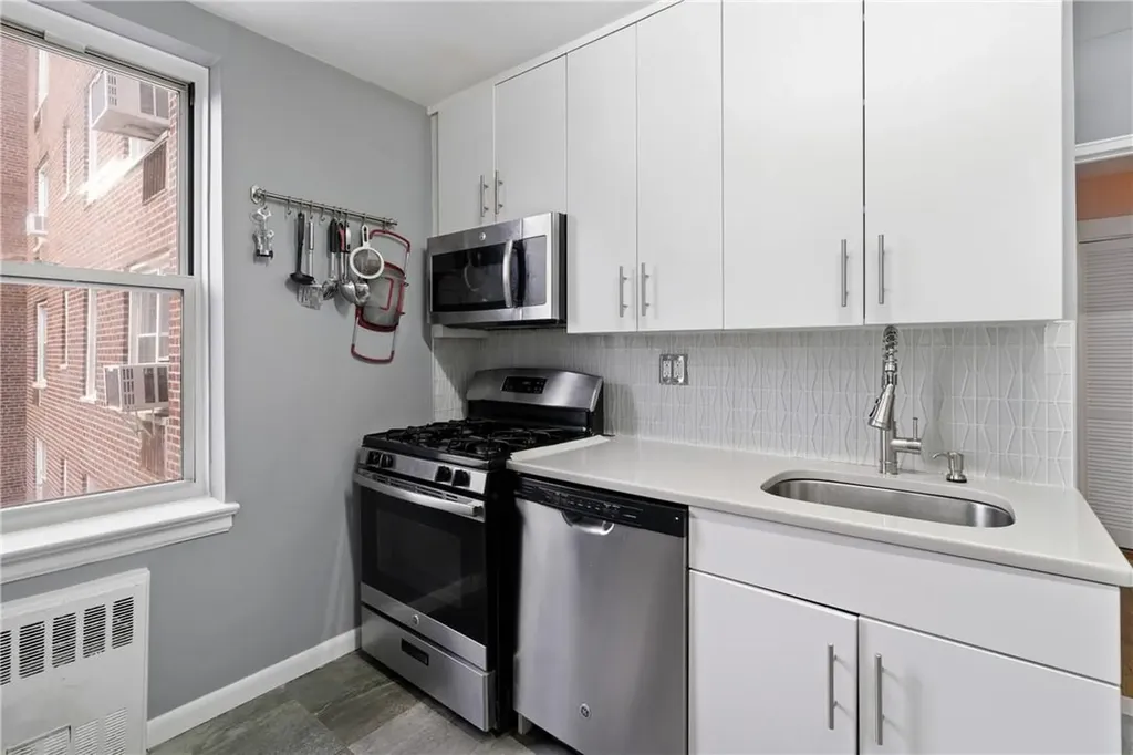 125 Bronx River Road Yonkers NY 10704