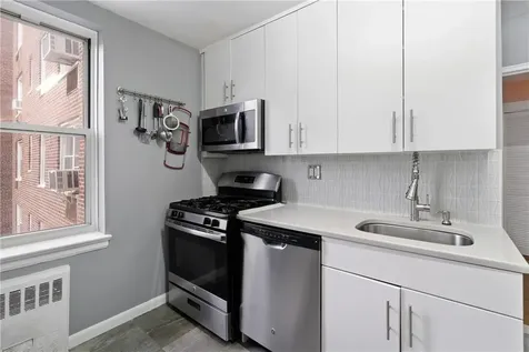 125 Bronx River Road Yonkers NY 10704