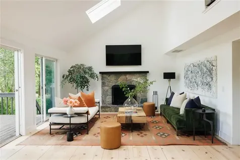 181 Lockwood Road Claverack NY 12521