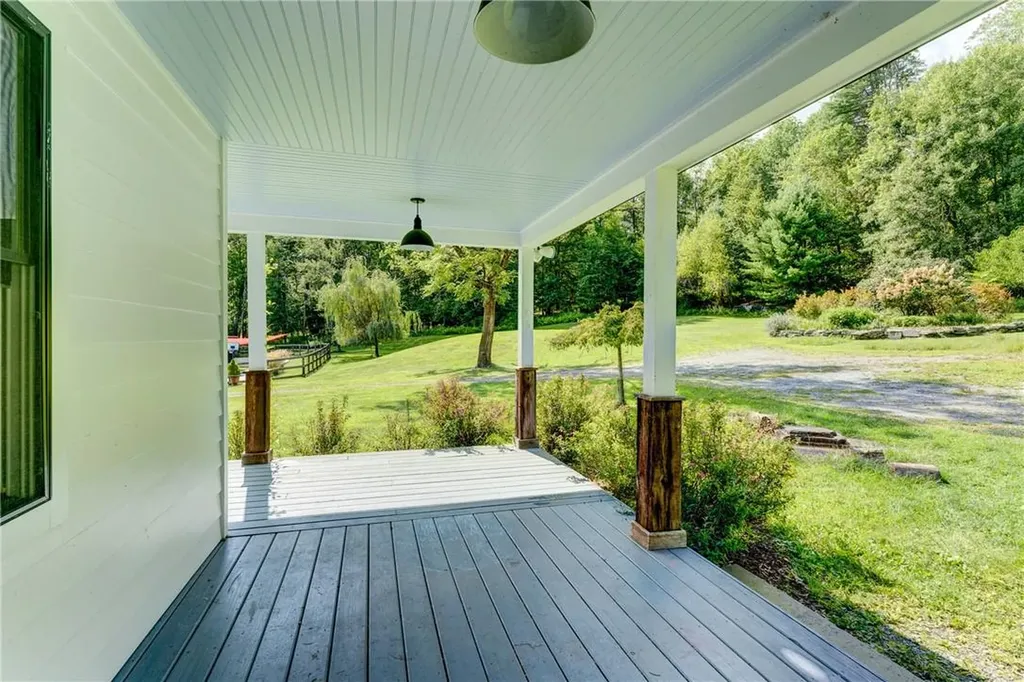 39 Deep Hollow Hill Road Narrowsburg NY 12764