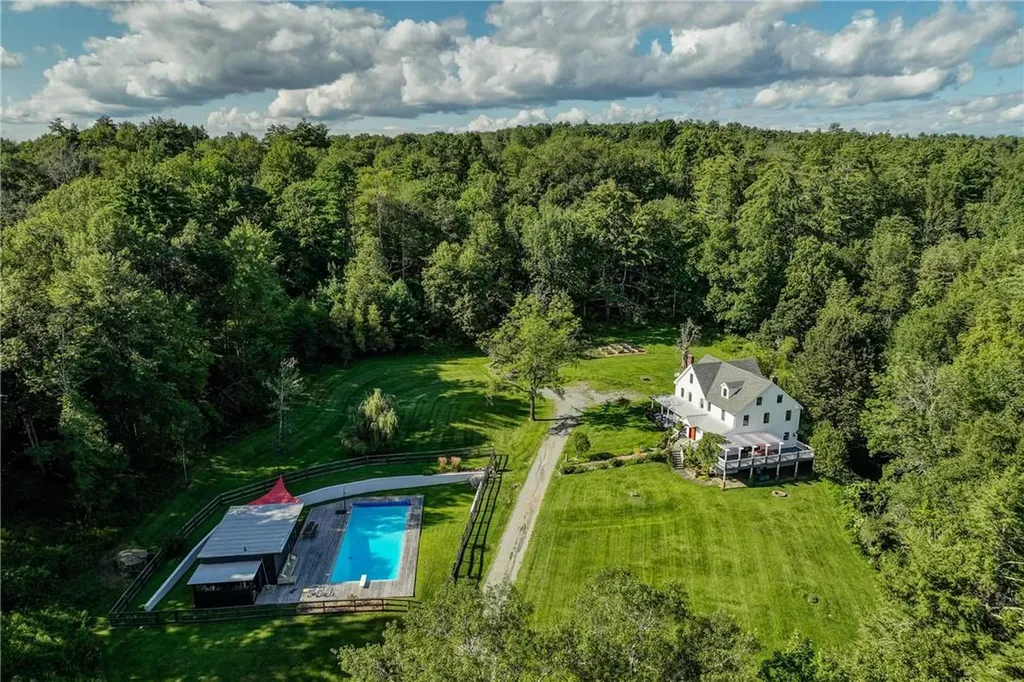 39 Deep Hollow Hill Road Narrowsburg NY 12764