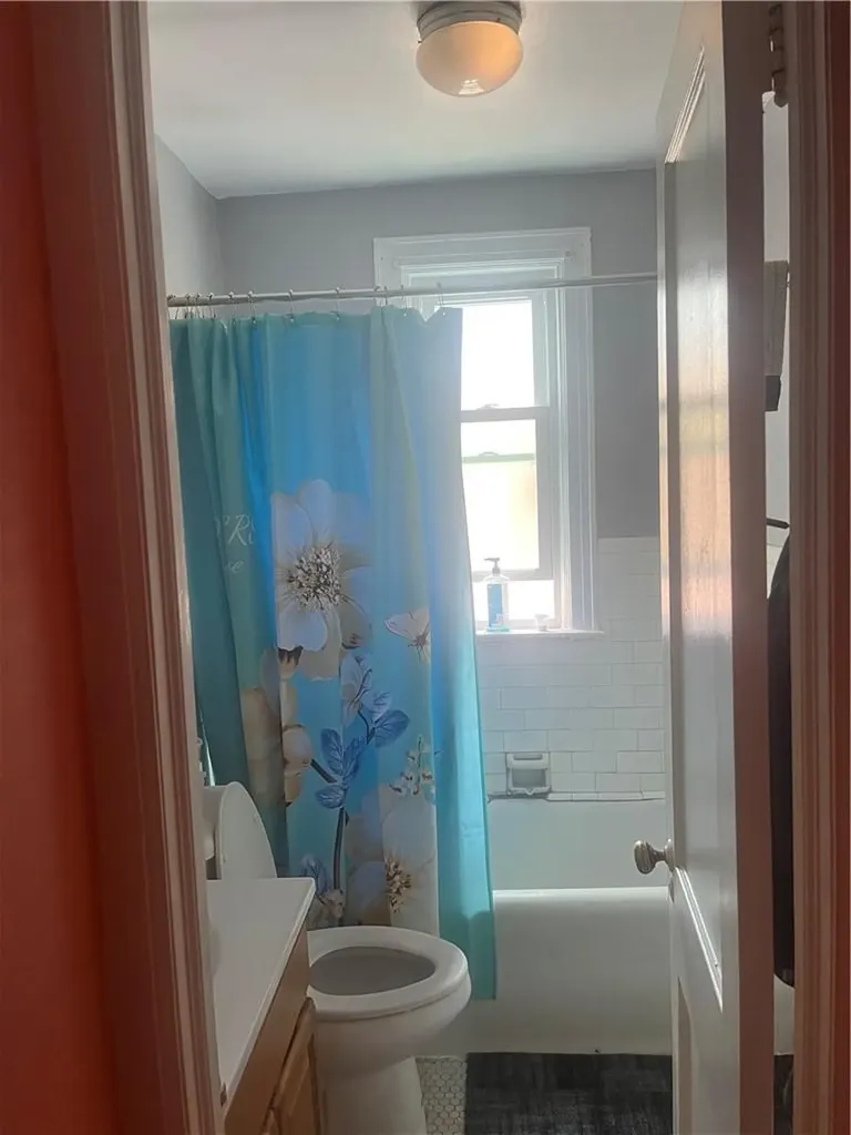 1034 E 226th Street Bronx NY 10466