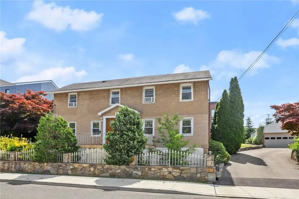 222 Waverly Avenue Mamaroneck NY 10543