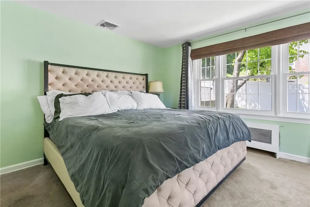 140 Amackassin Terrace Yonkers NY 10703