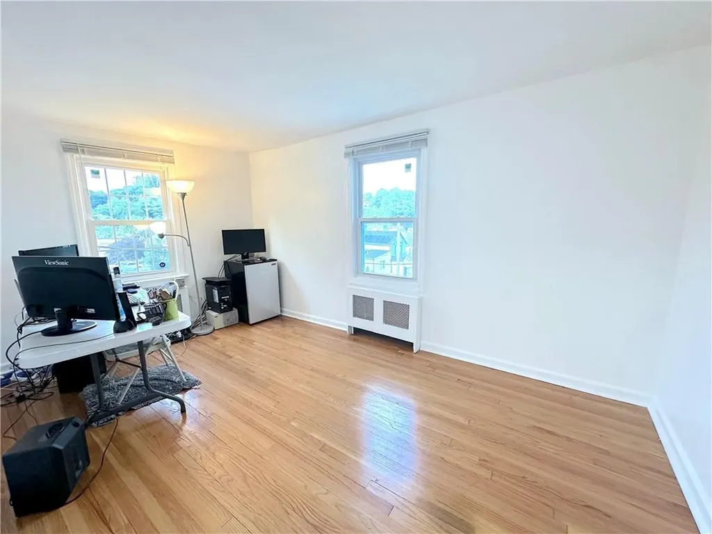 140 Amackassin Terrace Yonkers NY 10703
