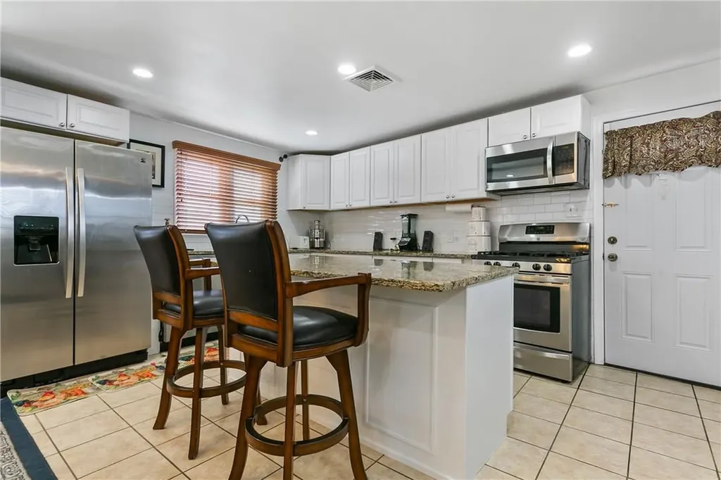 140 Amackassin Terrace Yonkers NY 10703