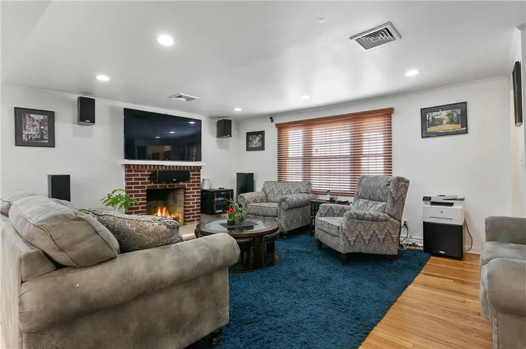 140 Amackassin Terrace Yonkers NY 10703