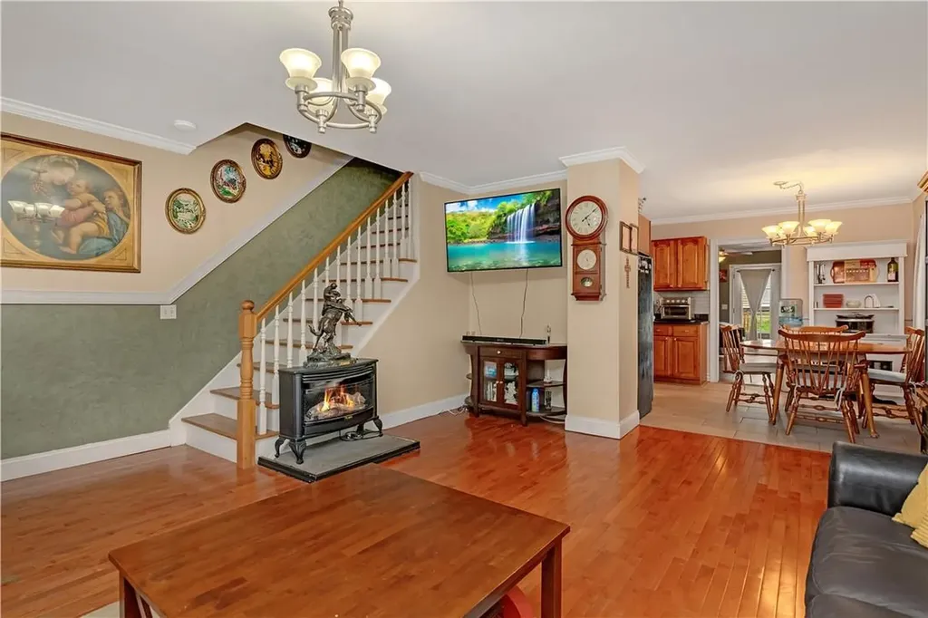 184 Ashford Avenue Dobbs Ferry NY 10522