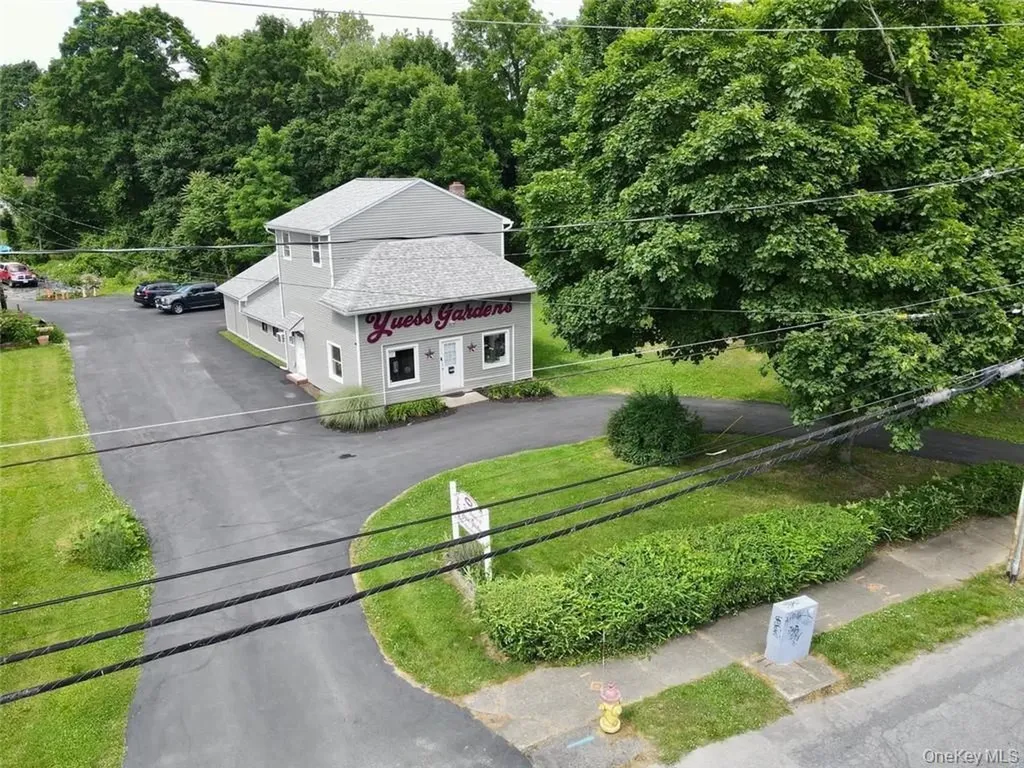 406 3rd Street Newburgh NY 12550