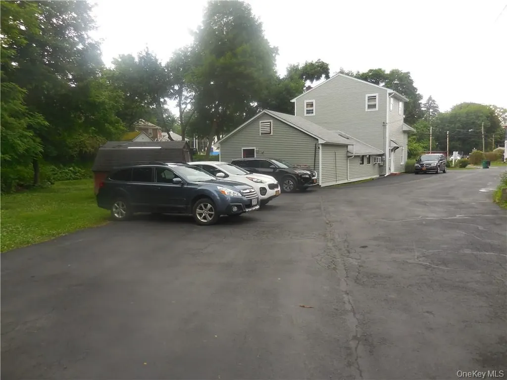 406 3rd Street Newburgh NY 12550