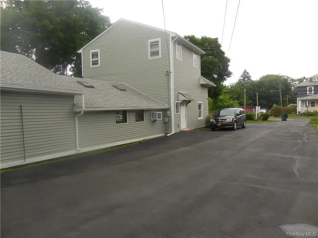 406 3rd Street Newburgh NY 12550