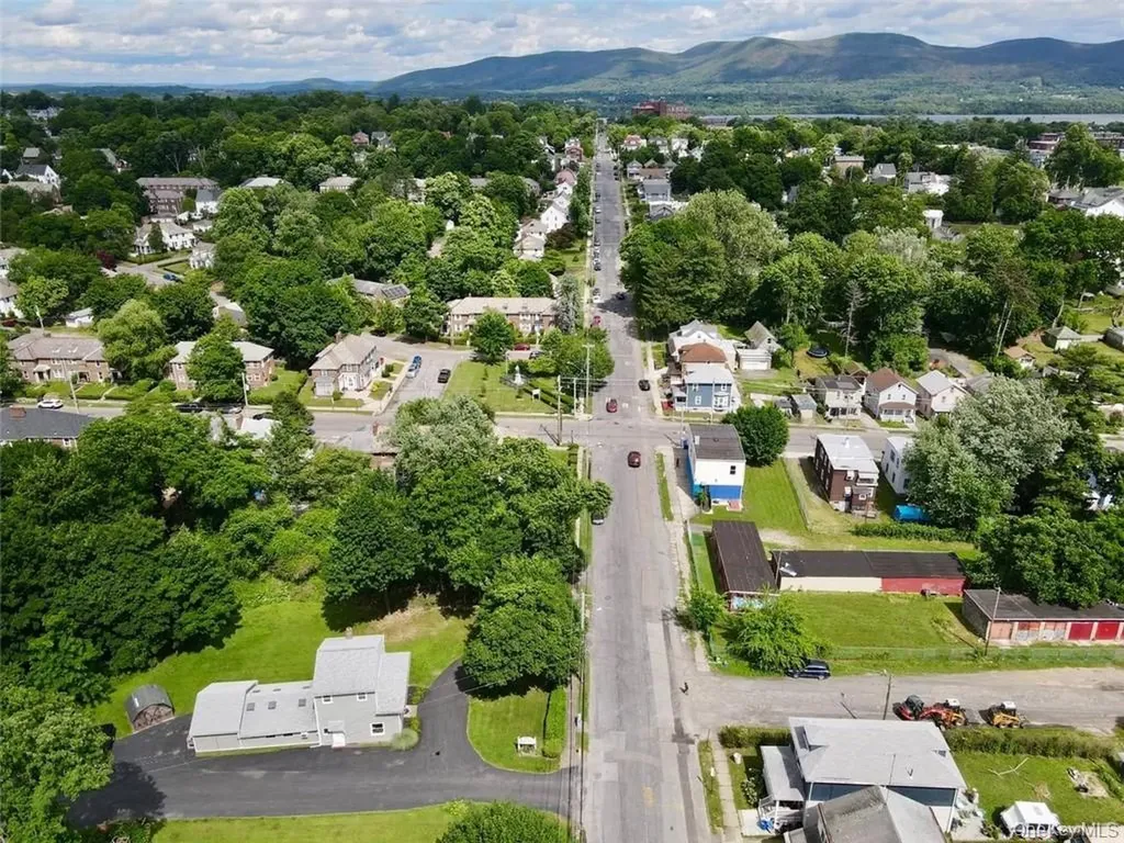 406 3rd Street Newburgh NY 12550