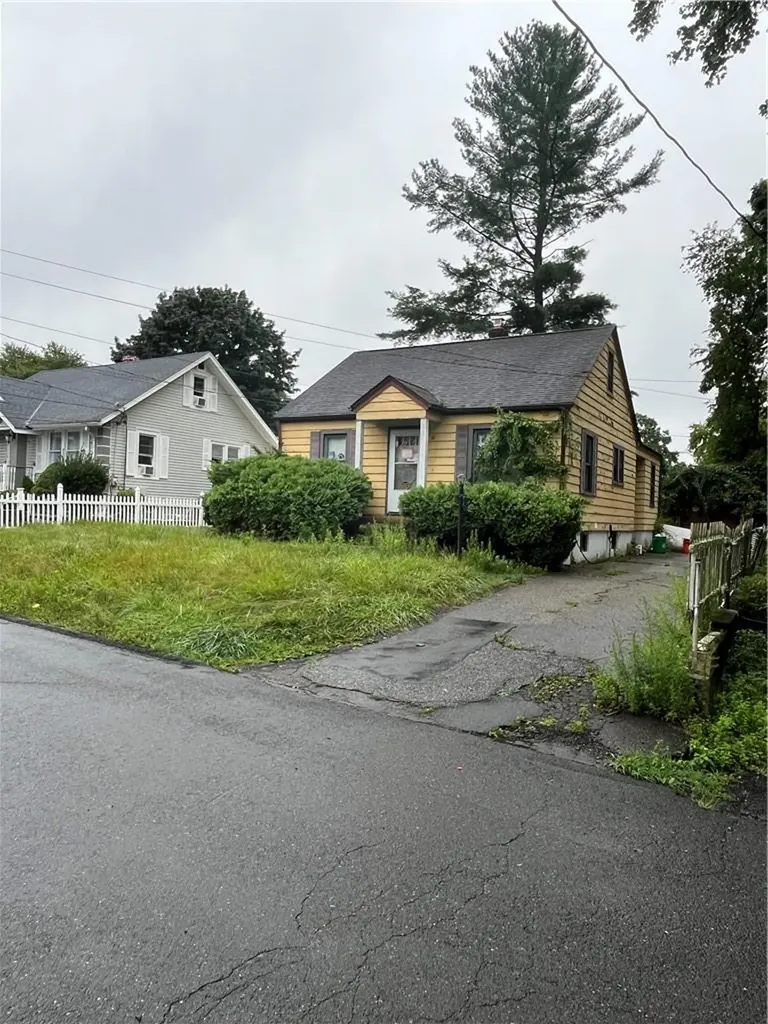10 Seabird Avenue Spring Valley NY 10977