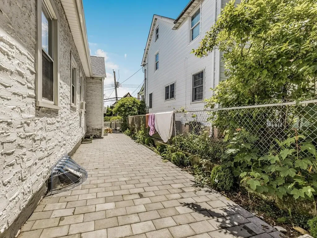 477 Aka 483 Park Avenue Yonkers NY 10703